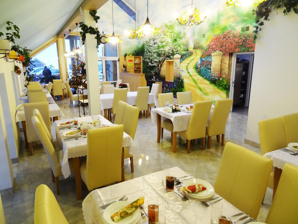 Pensjonat Tajemniczy Ogrod Frydman Extérieur photo